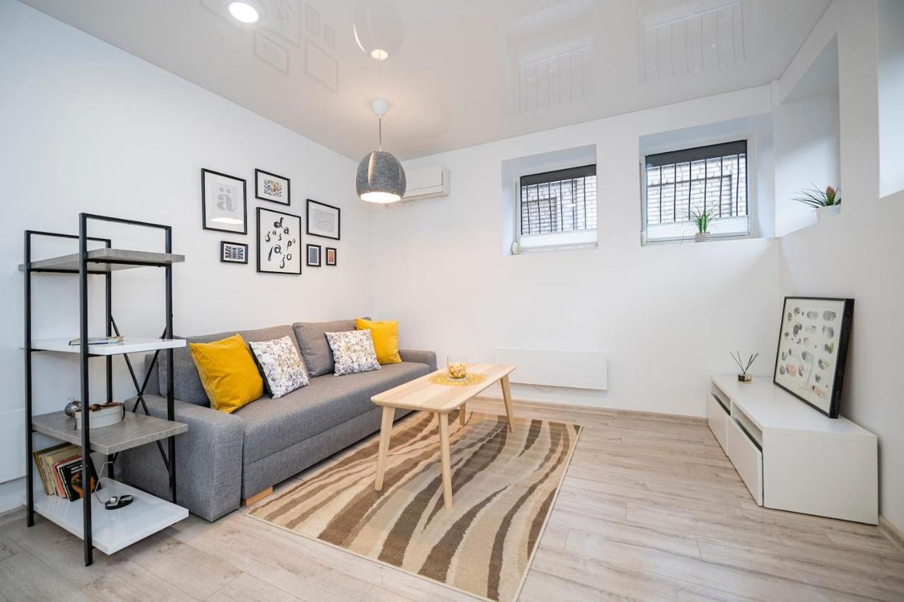 Kepezinski Centre Apartments カウナス エクステリア 写真